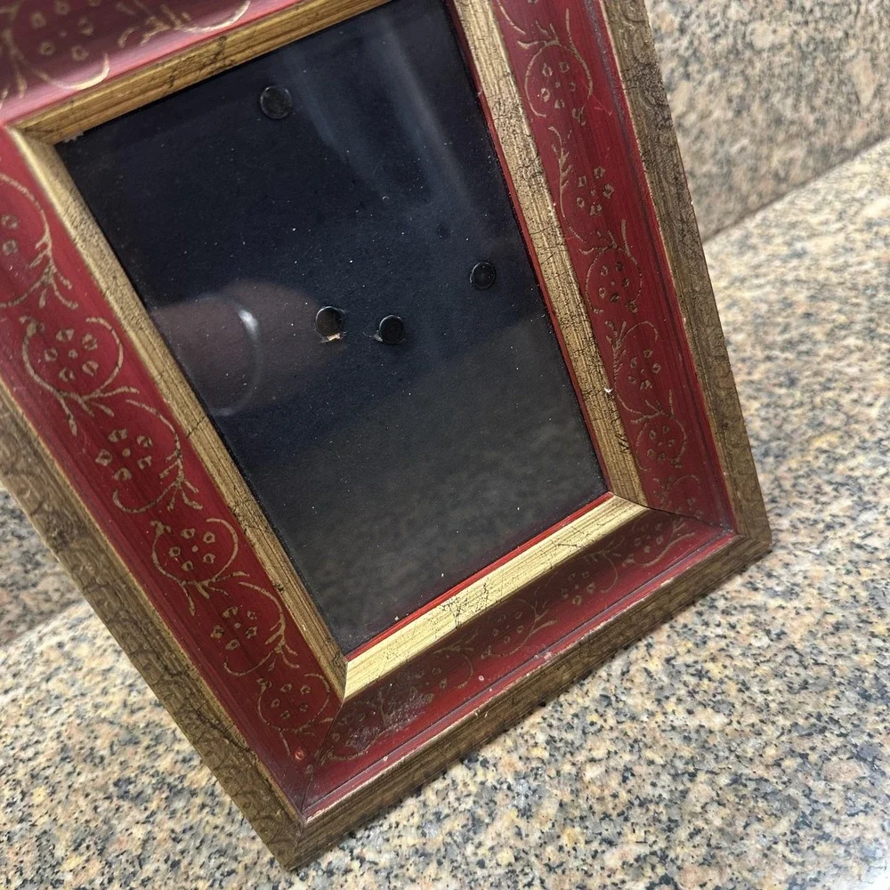 Red‎ Gold Floral Picture Photo Frame 4x6 Wood Vintage Ornate 9 Inch Tabletop